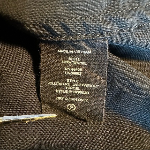 Theory ‘Jullitah’ Lightweight Tencel Lace-Up Detail Mini Dress in Black Size 8 - Picture 10 of 14